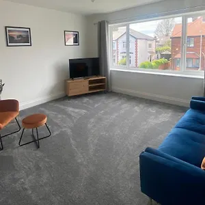  Apartment Shore